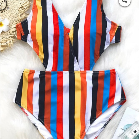 Cupshe Other - NWT Cupshe Bathing Suit